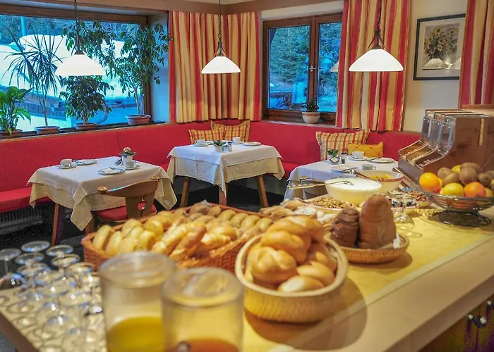 ゲストハウス Pichler